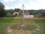 Lanová pyramida LPY-400 na dětská hřiště.