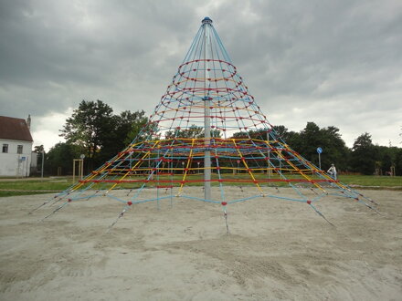 Lanová pyramida LPY-500